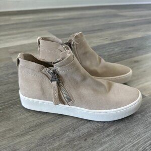 Dolce Vita Tobee Sneakers – Toffee Suede, Size 7.5W